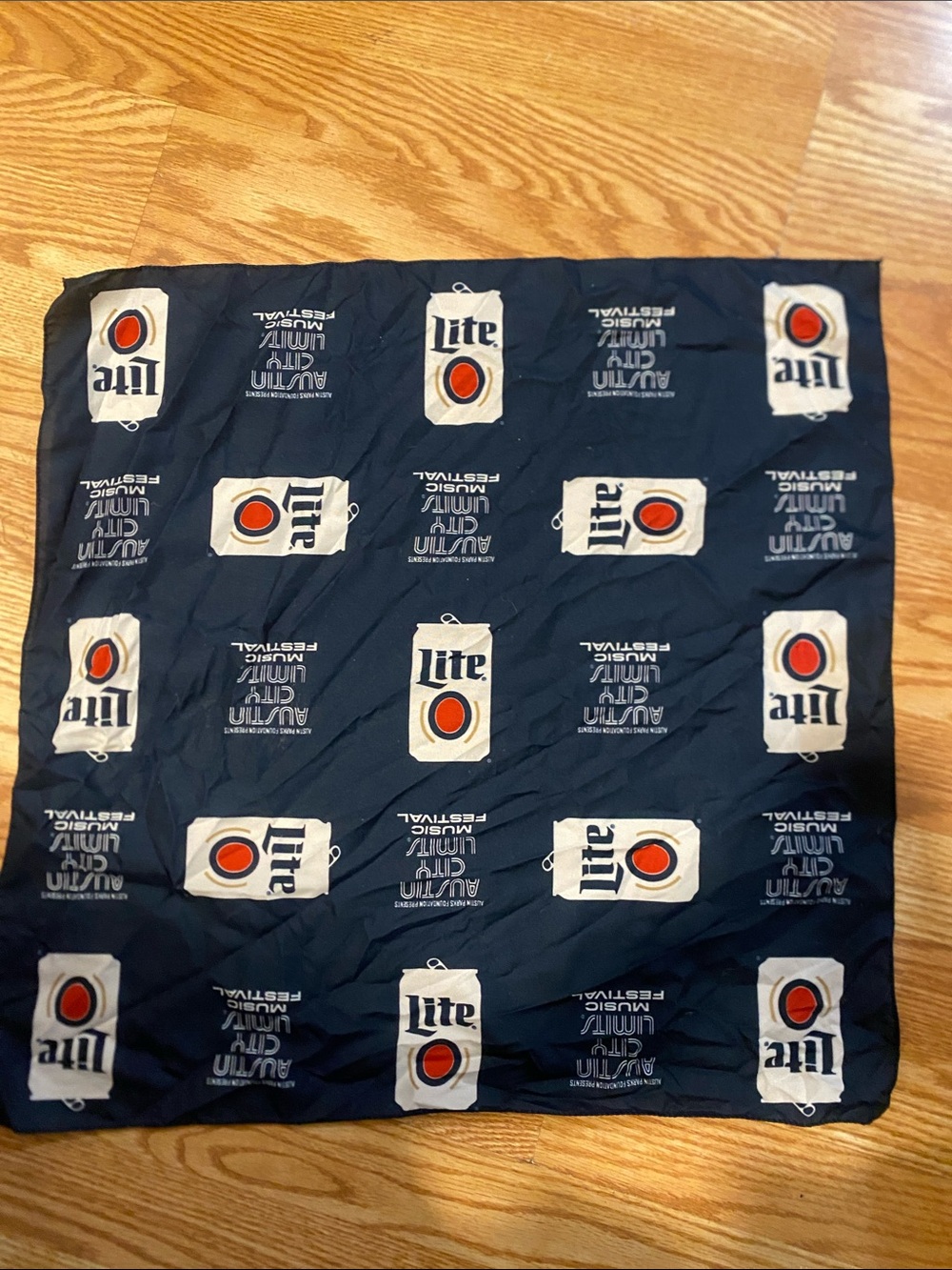 Austin City Limits Scarf Lite Beer
